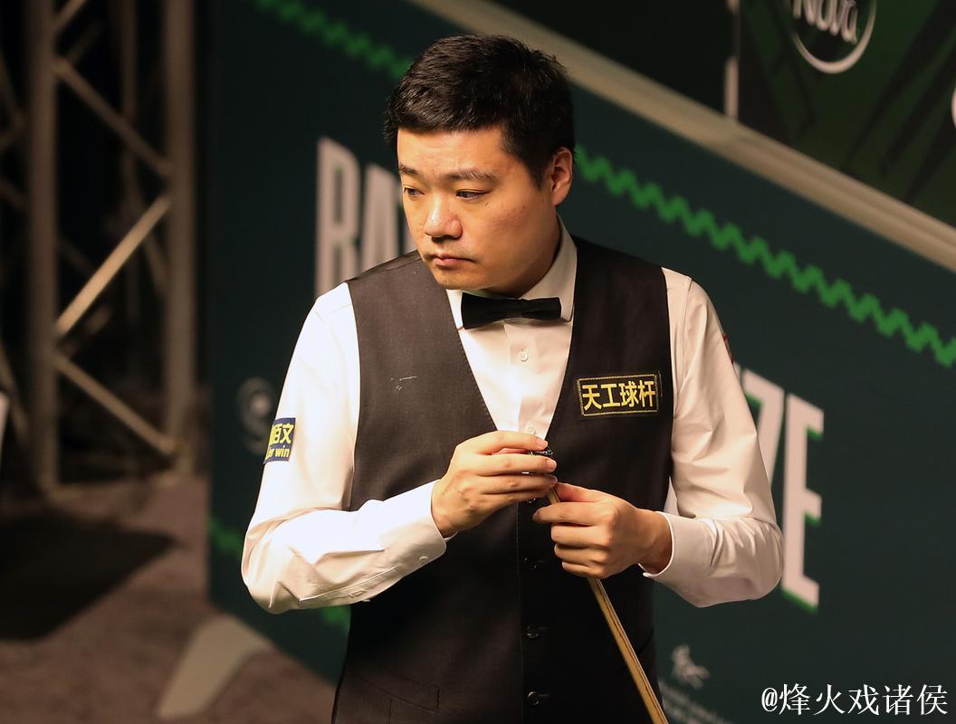 丁俊晖5-2击败马奎尔 斯诺克沙特大师赛挺进16强