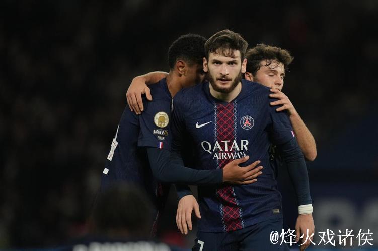 法甲-K77梅开二度马尤卢传射建功 巴黎5-0大胜雷恩距榜首仅1分 法甲-K77梅开二度马尤卢传射建功 巴黎5-0大胜雷恩距榜首仅1分